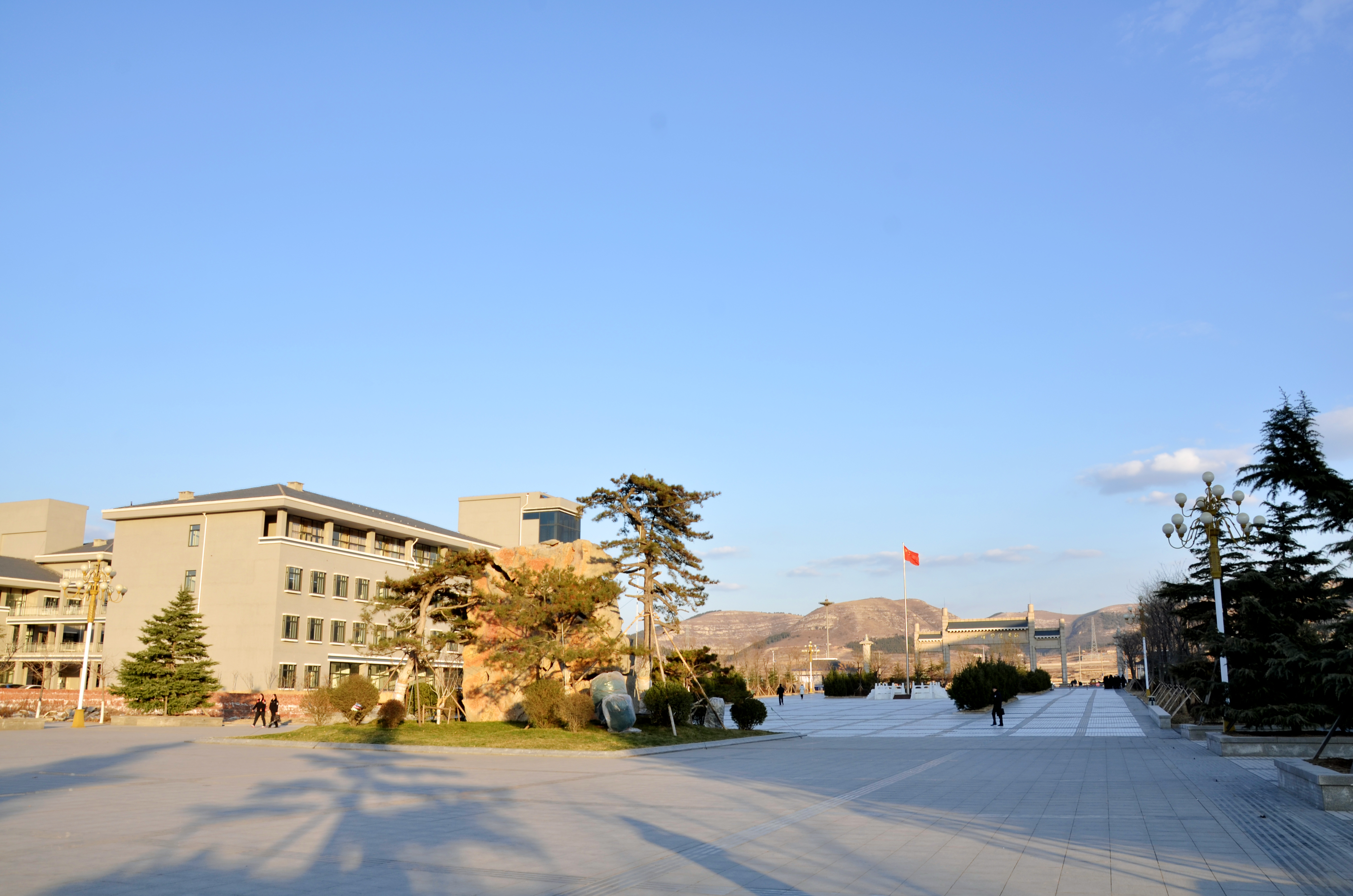 小广场-山东警察学院